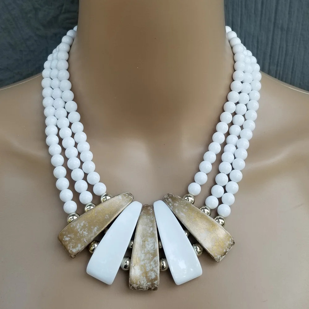 VINTAGE GOLDTONED & WHITE BAR PENDANTS & BEADED COLLAR STATEMENT NECKLACE